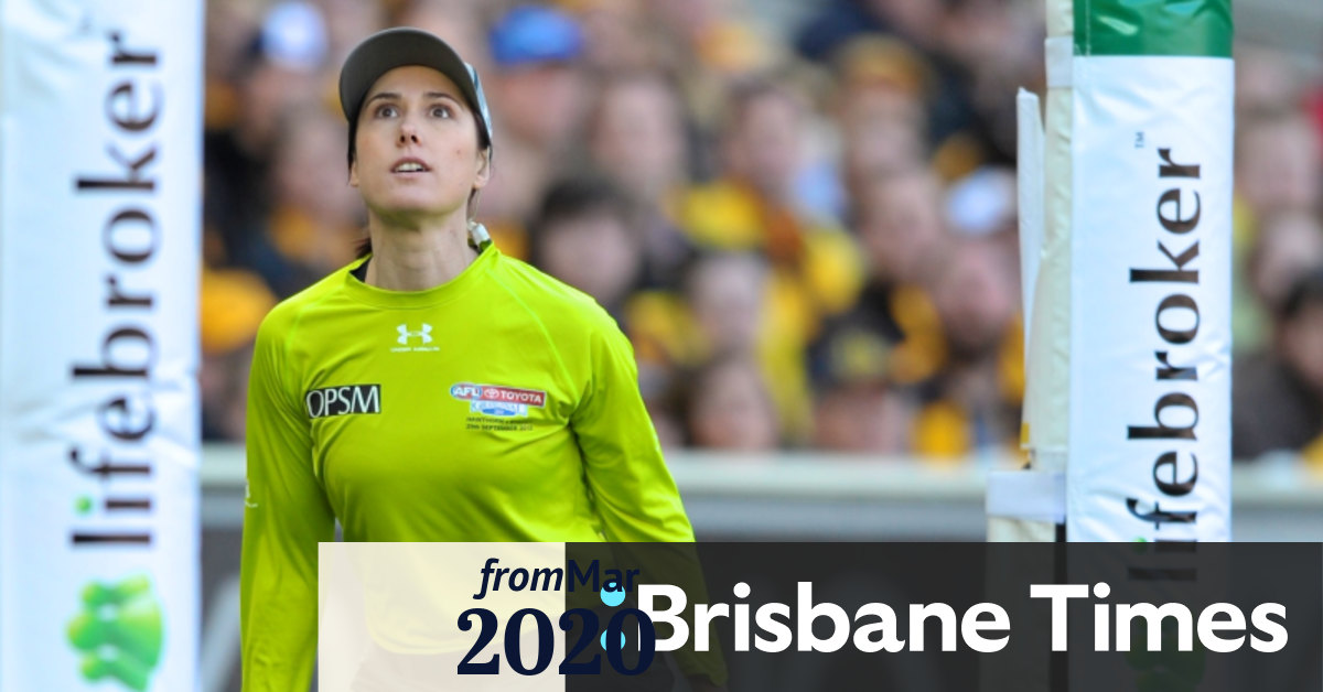 AFL goal umpires go back to the future